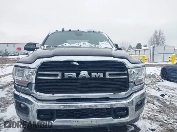 ✅ 2021 Ram 2500 Big Horn • VIN: 3C6UR5DJ2MG625774 • Lot: 43812123. Listed on IAAI with 123,394 mi. Free auction sales archive from the USA and detailed vehicle history report at DreamBid. Image 6.
