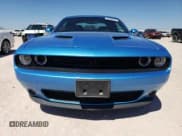 ✅ 2023 Dodge Challenger SXT • VIN: 2C3CDZAG3PH581909 • Lot: 60355014. Wystawiony na Copart z przebiegiem 3 129 mil. Bezpłatny archiwum sprzedaży aukcyjnych z USA i szczegółowy raport historii pojazdu na DreamBid. Zdjęcie 5.