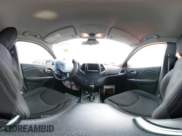 ✅ 2020 Jeep Cherokee Latitude • VIN: 1C4PJMCB5LD611641 • Лот: 43570219. Опубликован ранее на IAAI с пробегом 69 971 миль. Бесплатный доступ к архиву аукционных продаж из США и подробный отчёт об истории автомобиля на DreamBid. Изображение 23.