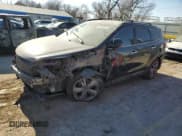 ✅ 2015 Hyundai Santa Fe Limited • VIN: KM8SN4HF9FU128325 • Лот: 87370584. Опубликован ранее на Copart с пробегом Не указан. Бесплатный доступ к архиву аукционных продаж из США и подробный отчёт об истории автомобиля на DreamBid. Изображение 1.