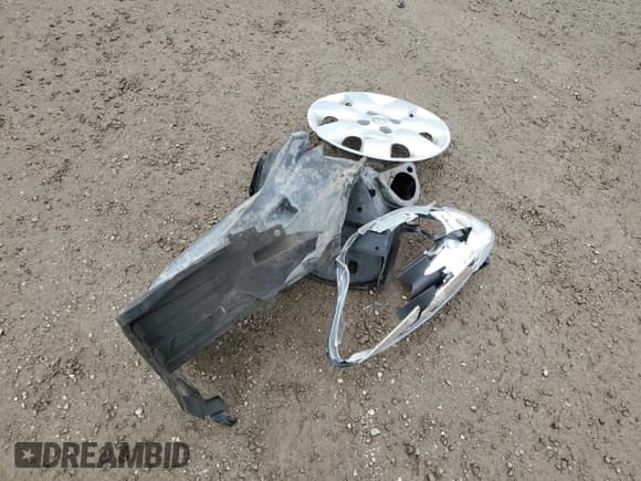 ✅ 2018 Nissan Micra S • VIN: 3N1CK3CP0JL244949 • Лот: 57968065. Опубликован ранее на Copart с пробегом 162 988 миль. Бесплатный доступ к архиву аукционных продаж из США и подробный отчёт об истории автомобиля на DreamBid. Изображение 12.