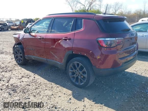 ✅ 2021 Jeep Compass 80th Anniversary • VIN: 3C4NJDEB4MT524958 • Lot: 43605578. Listed on IAAI with 85,129 mi. Free auction sales archive from the USA and detailed vehicle history report at DreamBid. Image 3.
