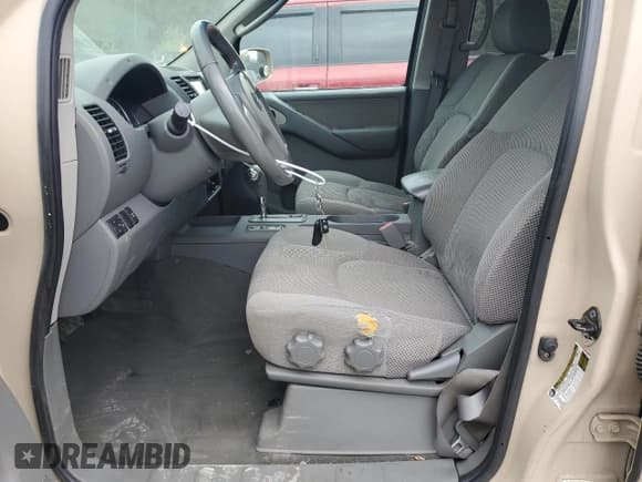 ✅ 2006 Nissan Frontier SE • VIN: 1N6AD07W06C474571 • Lot: 82133535. Listed on Copart with 192,006 mi. Free auction sales archive from the USA and detailed vehicle history report at DreamBid. Image 7.