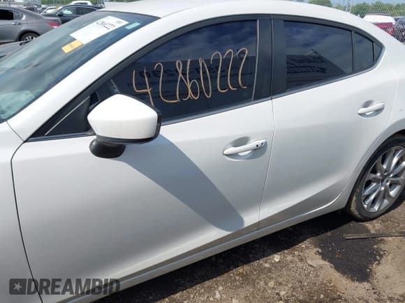 ✅ 2014 Mazda 3 S Touring • VIN: JM1BM1V36E1178325 • Лот: 42860222. Опубликован ранее на IAAI с пробегом 220 945 миль. Бесплатный доступ к архиву аукционных продаж из США и подробный отчёт об истории автомобиля на DreamBid. Изображение 15.