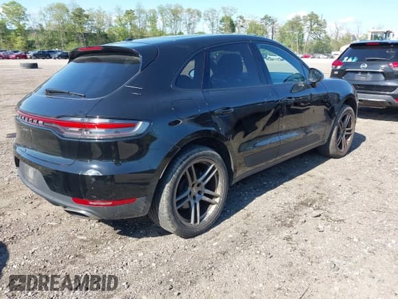 ✅ 2020 Porsche Macan • VIN: WP1AA2A54LLB12809 • Lot: 42189574. Wystawiony na IAAI z przebiegiem 27 585 mil. Bezpłatny archiwum sprzedaży aukcyjnych z USA i szczegółowy raport historii pojazdu na DreamBid. Zdjęcie 4.