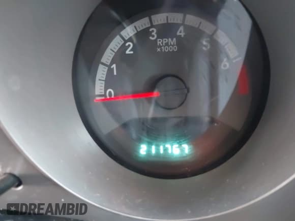 ✅ 2010 Dodge Avenger SXT • VIN: 1B3CC4FB8AN150433 • Lot: 43670782. Listed on IAAI with 211,767 mi. Free auction sales archive from the USA and detailed vehicle history report at DreamBid. Image 7.