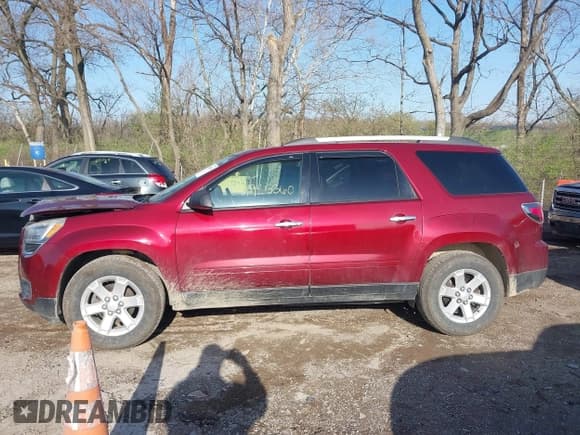 ✅ 2015 GMC Acadia SLE • VIN: 1GKKVPKD8FJ126049 • Lot: 41925360. Listed on IAAI with 140,065 mi. Free auction sales archive from the USA and detailed vehicle history report at DreamBid. Image 14.