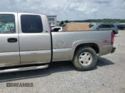 ✅ 1999 GMC Sierra 1500 SLE • VIN: 2GTEK19T5X1512872 • Лот: 65164465. Опубликован ранее на Copart с пробегом 163 220 миль. Бесплатный доступ к архиву аукционных продаж из США и подробный отчёт об истории автомобиля на DreamBid. Изображение 13.
