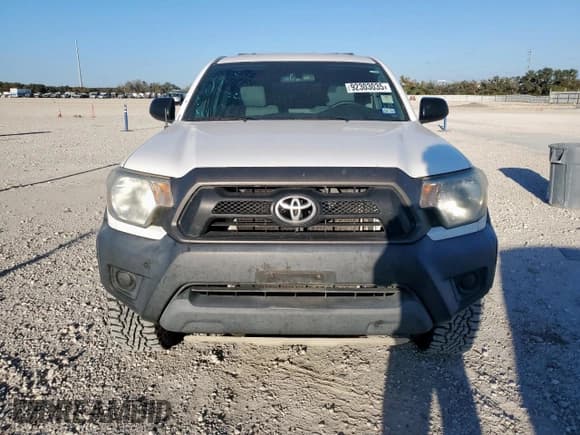 ✅ 2013 Toyota Tacoma • VIN: 5TFUX4EN7DX021840 • Lot: 92303035. Listed on Copart with 145,116 mi. Free auction sales archive from the USA and detailed vehicle history report at DreamBid. Image 5.