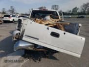 ✅ 2006 Chevrolet Silverado 1500 LT2 • VIN: 1GCEK19B86Z284394 • Лот: 53501605. Опубликован ранее на Copart с пробегом 183 600 миль. Бесплатный доступ к архиву аукционных продаж из США и подробный отчёт об истории автомобиля на DreamBid. Изображение 6.