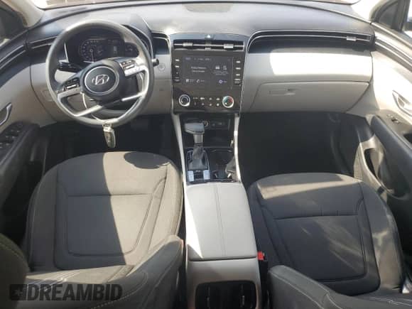 2023 Hyundai Tucson SEL z VIN 5NMJB3AE6PH208064, wystawiony jako Copart lot #68642755 z przebiegiem 64 845 mil mil oraz Szkoda całkowita • Salvage title. Historia ofert i sprzedaży dostępna na DreamBid. Obrazek 8.