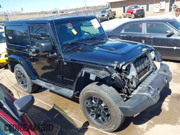 ✅ 2018 Jeep Wrangler Sahara • VIN: 1C4AJWBG9JL860882 • Lot: 41752798. Listed on IAAI with 88,169 mi. Free auction sales archive from the USA and detailed vehicle history report at DreamBid. Image 14.