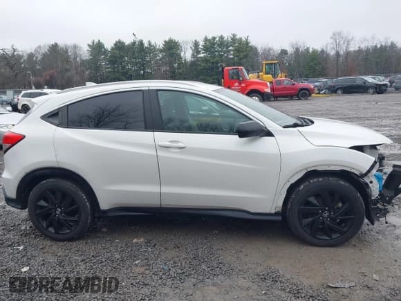 ✅ 2022 Honda HR-V Sport • VIN: 3CZRU6H18NM726747 • Lot: 43786702. Listed on IAAI with 45,474 mi. Free auction sales archive from the USA and detailed vehicle history report at DreamBid. Image 14.