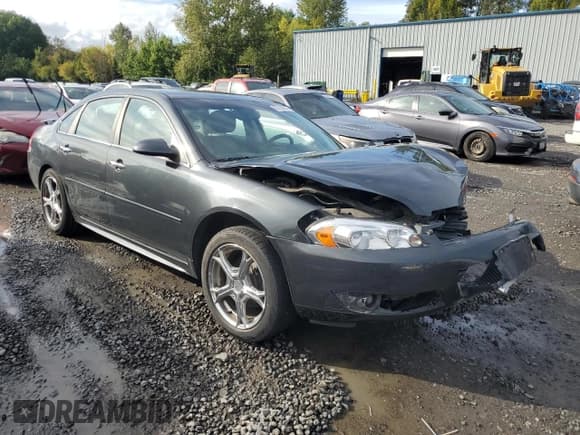 ✅ 2016 Chevrolet Impala LTZ • VIN: 2G1WC5E38G1180739 • Лот: 85198835. Опубликован ранее на Copart с пробегом 125 642 миль. Бесплатный доступ к архиву аукционных продаж из США и подробный отчёт об истории автомобиля на DreamBid. Изображение 4.