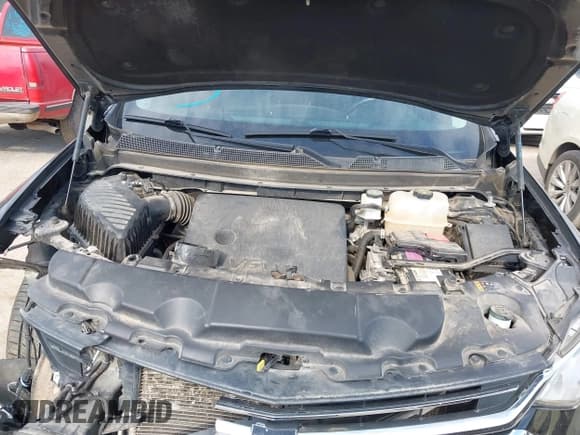 ✅ 2020 Chevrolet Traverse LT Cloth • VIN: 1GNERGKW7LJ294492 • Lot: 43209730. Wystawiony na IAAI z przebiegiem 81 921 mil. Bezpłatny archiwum sprzedaży aukcyjnych z USA i szczegółowy raport historii pojazdu na DreamBid. Zdjęcie 10.