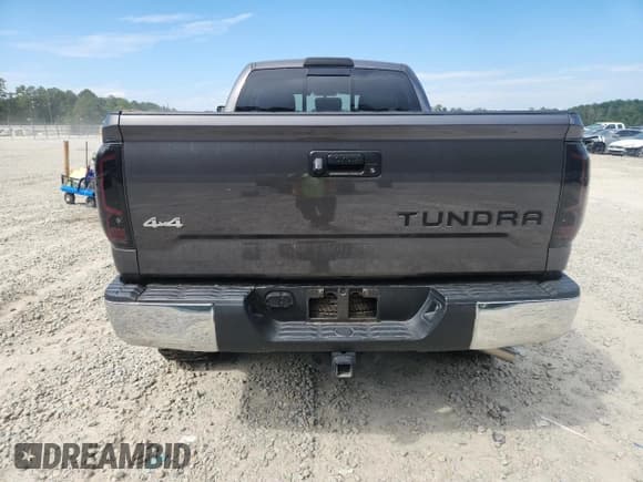✅ 2014 Toyota Tundra SR • VIN: 5TFUY5F11EX357001 • Lot: 71056645. Listed on Copart with 79,156 mi. Free auction sales archive from the USA and detailed vehicle history report at DreamBid. Image 6.
