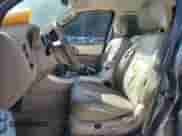 2005 Mercury Mariner Luxury с VIN 4M2CU56155DJ32163, выставлен на аукционе Copart как лот 82329855 с пробегом 270 884 миль миль и Списание • Salvage title. История ставок и продаж доступна на DreamBid. Изображение 7.