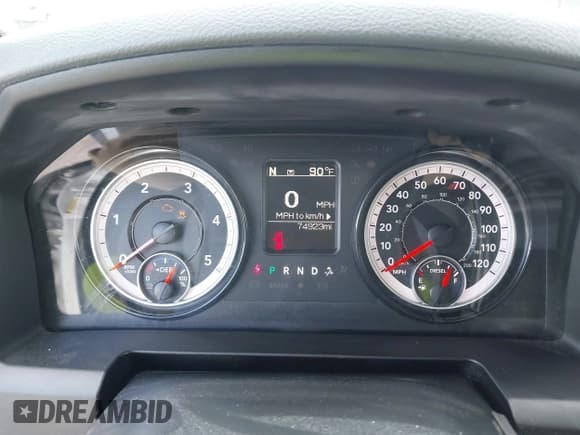 ✅ 2018 Ram 2500 SLT • VIN: 3C6UR5DL2JG300734 • Lot: 42277603. Listed on IAAI with 74,923 mi. Free auction sales archive from the USA and detailed vehicle history report at DreamBid. Image 7.