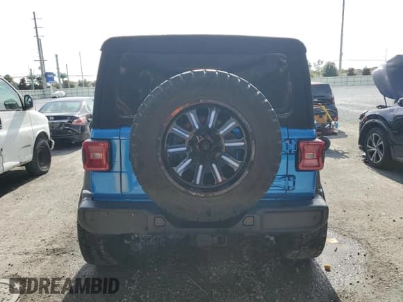 ✅ 2022 Jeep Wrangler Sport S • VIN: 1C4HJXAGXNW271320 • Lot: 63570705. Listed on Copart with 14,840 mi. Free auction sales archive from the USA and detailed vehicle history report at DreamBid. Image 6.