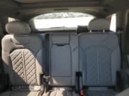 ✅ 2024 Audi SQ7 Prestige • VIN: WA1VWBF75RD002377 • Lot: 71075505. Wystawiony na Copart z przebiegiem 10 871 mil. Bezpłatny archiwum sprzedaży aukcyjnych z USA i szczegółowy raport historii pojazdu na DreamBid. Zdjęcie 10.