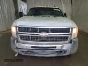 ✅ 2009 Chevrolet Silverado 2500HD Work Truck • VIN: 1GCHK43K99F138423 • Lot: 43836385. Wystawiony na Copart z przebiegiem 218 679 mil. Bezpłatny archiwum sprzedaży aukcyjnych z USA i szczegółowy raport historii pojazdu na DreamBid. Zdjęcie 5.