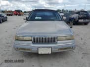 ✅ 1992 Mercury Grand Marquis GS • VIN: 2MELM74WXNX754605 • Lot: 72594934. Wystawiony na Copart z przebiegiem 50 391 mil. Bezpłatny archiwum sprzedaży aukcyjnych z USA i szczegółowy raport historii pojazdu na DreamBid. Zdjęcie 5.