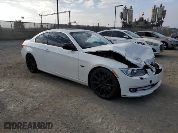 ✅ 2013 BMW 3 Series 328i • VIN: WBAKE5C53DJ107720 • Lot: 71289225. Wystawiony na Copart z przebiegiem 186 238 mil. Bezpłatny archiwum sprzedaży aukcyjnych z USA i szczegółowy raport historii pojazdu na DreamBid. Zdjęcie 4.
