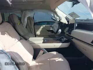 ✅ 2019 Lincoln Navigator Reserve • VIN: 5LMJJ3LT4KEL22261 • Лот: 43293071. Опубликован ранее на IAAI с пробегом 99 006 миль. Бесплатный доступ к архиву аукционных продаж из США и подробный отчёт об истории автомобиля на DreamBid. Изображение 5.