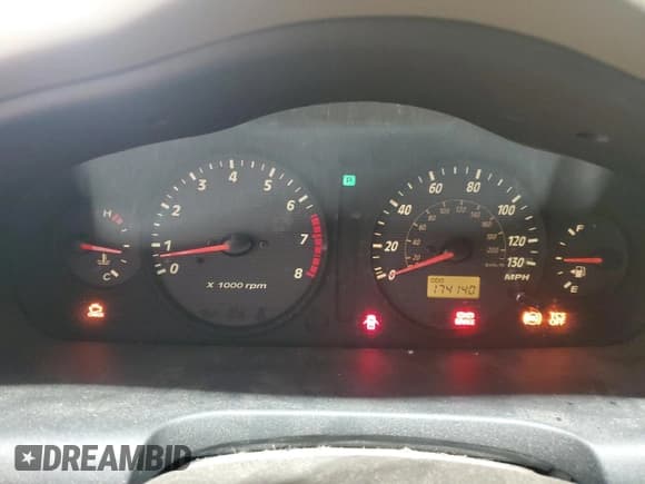 ✅ 2004 Hyundai Santa Fe GLS • VIN: KM8SC13E24U620551 • Lot: 67286165. Listed on Copart with 174,140 mi. Free auction sales archive from the USA and detailed vehicle history report at DreamBid. Image 9.