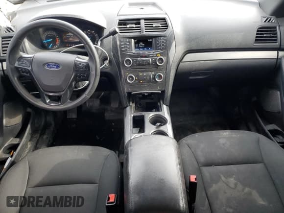 ✅ 2017 Ford Police Interceptor Utility • VIN: 1FM5K8AR9HGC26211 • Лот: 90260835. Опубликован ранее на Copart с пробегом 125 692 миль. Бесплатный доступ к архиву аукционных продаж из США и подробный отчёт об истории автомобиля на DreamBid. Изображение 8.