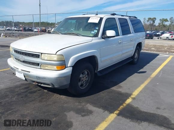 ✅ 2002 Chevrolet Suburban LS • VIN: 3GNEC16Z82G322514 • Лот: 41447976. Опубликован ранее на IAAI с пробегом 224 486 миль. Бесплатный доступ к архиву аукционных продаж из США и подробный отчёт об истории автомобиля на DreamBid. Изображение 2.