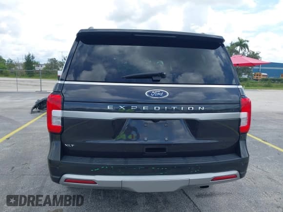 ✅ 2024 Ford Expedition XLT • VIN: 1FMJU1J83REA22993 • Лот: 43137328. Опубликован ранее на IAAI с пробегом 46 708 миль. Бесплатный доступ к архиву аукционных продаж из США и подробный отчёт об истории автомобиля на DreamBid. Изображение 17.