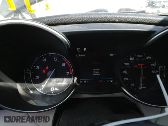 ✅ 2019 Alfa Romeo Giulia • VIN: ZARFAMAN0K7598552 • Lot: 81636325. Wystawiony na Copart z przebiegiem 96 758 mil. Bezpłatny archiwum sprzedaży aukcyjnych z USA i szczegółowy raport historii pojazdu na DreamBid. Zdjęcie 9.