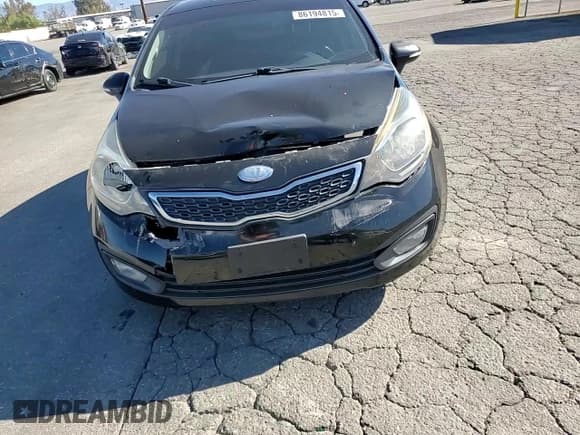 ✅ 2013 Kia Rio SX • VIN: KNADN4A38D6233742 • Lot: 86194815. Wystawiony na Copart z przebiegiem 111 556 mil. Bezpłatny archiwum sprzedaży aukcyjnych z USA i szczegółowy raport historii pojazdu na DreamBid. Zdjęcie 13.