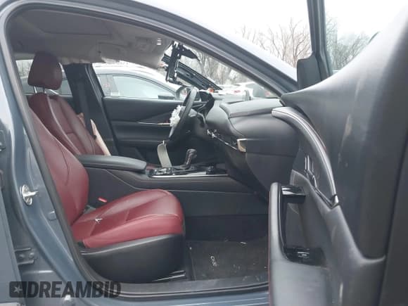 ✅ 2024 Mazda CX-30 S Carbon Edition • VIN: 3MVDMBCM6RM649875 • Lot: 41479876. Listed on IAAI with 24,468 mi. Free auction sales archive from the USA and detailed vehicle history report at DreamBid. Image 5.