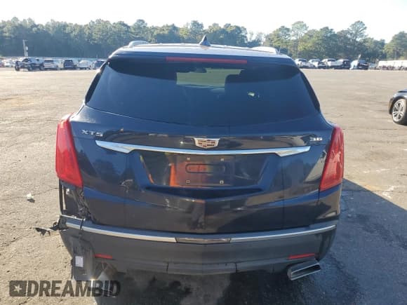 ✅ 2017 Cadillac XT5 Premium Luxury FWD • VIN: 1GYKNCRS0HZ107521 • Lot: 91261475. Listed on Copart with 177,614 mi. Free auction sales archive from the USA and detailed vehicle history report at DreamBid. Image 6.