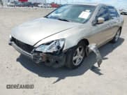 ✅ 2003 Honda Accord EX • VIN: JHMCM56753C050624 • Lot: 42386085. Listed on IAAI with 204,126 mi. Free auction sales archive from the USA and detailed vehicle history report at DreamBid. Image 6.