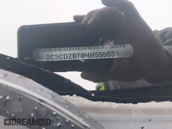 ✅ 2017 Dodge Challenger R/T • VIN: 2C3CDZBT8HH555531 • Lot: 43871018. Wystawiony na IAAI z przebiegiem 152 338 mil. Bezpłatny archiwum sprzedaży aukcyjnych z USA i szczegółowy raport historii pojazdu na DreamBid. Zdjęcie 9.