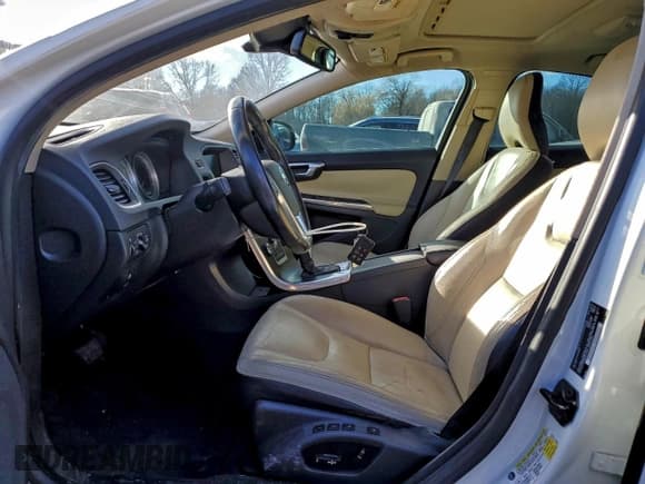 ✅ 2013 Volvo S60 T5 Premier • VIN: YV1612FS7D2181081 • Lot: 95486725. Listed on Copart with 118,764 mi. Free auction sales archive from the USA and detailed vehicle history report at DreamBid. Image 7.