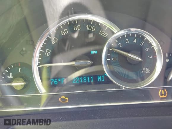 ✅ 2008 Chevrolet HHR LS • VIN: 3GNCA13DX8S716401 • Lot: 42102680. Listed on IAAI with 221,811 mi. Free auction sales archive from the USA and detailed vehicle history report at DreamBid. Image 7.