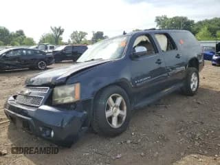 ✅ 2008 Chevrolet Suburban 1LT • VIN: 1GNFK163X8J217905 • Lot: 65910755. Wystawiony na Copart z przebiegiem Nie podano. Bezpłatny archiwum sprzedaży aukcyjnych z USA i szczegółowy raport historii pojazdu na DreamBid. Zdjęcie 1.