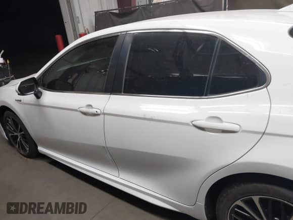 2020 Toyota Camry Hybrid SE с VIN 4T1G31AK9LU526034, выставлен на аукционе IAAI как лот 42722333 с пробегом 143 177 миль миль и . История ставок и продаж доступна на DreamBid. Изображение 14.