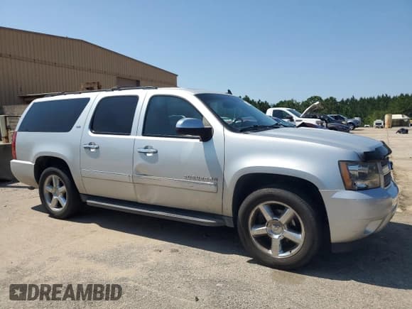 ✅ 2013 Chevrolet Suburban LTZ • VIN: 1GNSCKE0XDR165776 • Lot: 62486635. Wystawiony na Copart z przebiegiem 221 990 mil. Bezpłatny archiwum sprzedaży aukcyjnych z USA i szczegółowy raport historii pojazdu na DreamBid. Zdjęcie 4.
