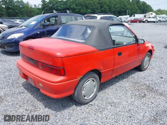 ✅ 1993 Geo Metro • VIN: JG1MR3362PK208056 • Lot: 42721423. Listed on IAAI with 83,021 mi. Free auction sales archive from the USA and detailed vehicle history report at DreamBid. Image 4.
