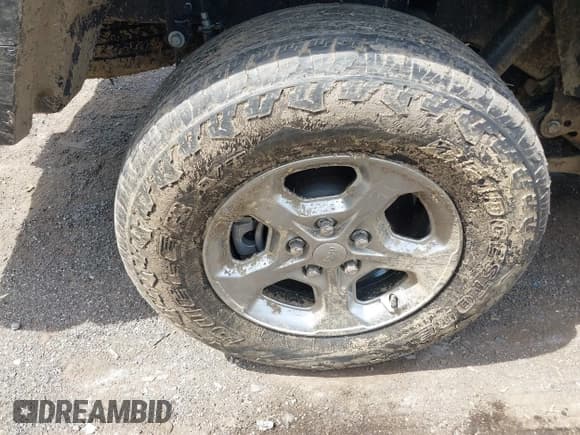 ✅ 2021 Jeep Gladiator Freedom • VIN: 1C6HJTAG3ML557932 • Лот: 42150245. Опубликован ранее на IAAI с пробегом 26 656 миль. Бесплатный доступ к архиву аукционных продаж из США и подробный отчёт об истории автомобиля на DreamBid. Изображение 12.