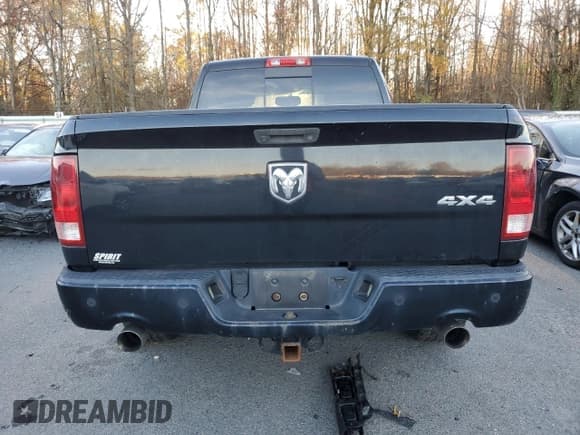 ✅ 2012 Ram 1500 Sport • VIN: 1C6RD7HT9CS196023 • Lot: 91897075. Wystawiony na Copart z przebiegiem Nie podano. Bezpłatny archiwum sprzedaży aukcyjnych z USA i szczegółowy raport historii pojazdu na DreamBid. Zdjęcie 6.