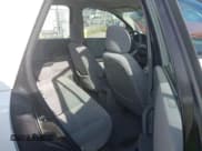 ✅ 2003 Saturn VUE • VIN: 5GZCZ53B13S851633 • Lot: 41562791. Wystawiony na IAAI z przebiegiem 83 567 mil. Bezpłatny archiwum sprzedaży aukcyjnych z USA i szczegółowy raport historii pojazdu na DreamBid. Zdjęcie 8.