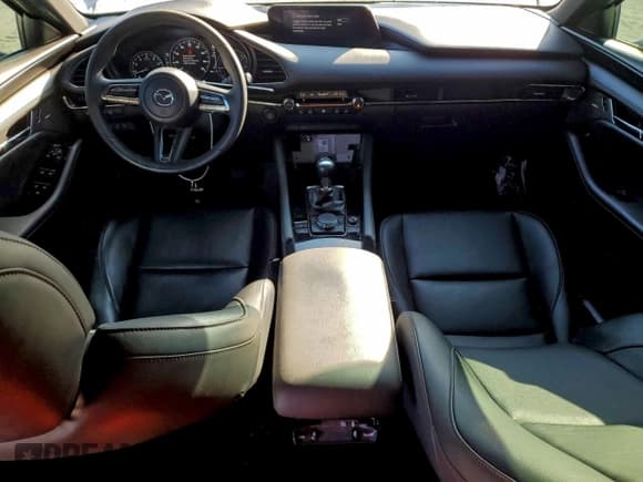 ✅ 2021 Mazda 3 Premium • VIN: JM1BPAML4M1306651 • Lot: 95499275. Listed on Copart with 32,050 mi. Free auction sales archive from the USA and detailed vehicle history report at DreamBid. Image 8.