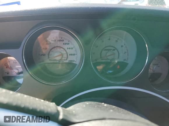 ✅ 2012 Dodge Challenger SRT-8 392 • VIN: 2C3CDYCJ2CH224850 • Lot: 79885004. Wystawiony na Copart z przebiegiem Nie podano. Bezpłatny archiwum sprzedaży aukcyjnych z USA i szczegółowy raport historii pojazdu na DreamBid. Zdjęcie 9.