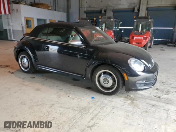 ✅ 2013 Volkswagen Beetle 2.5L • VIN: 3VW5P7ATXDM801389 • Лот: 89672955. Опубликован ранее на Copart с пробегом 64 310 миль. Бесплатный доступ к архиву аукционных продаж из США и подробный отчёт об истории автомобиля на DreamBid. Изображение 4.